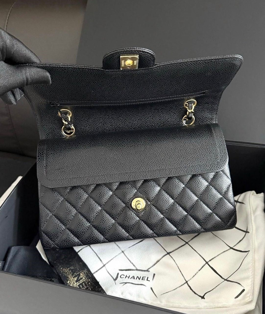 Chanel Medium Classic Flap  Black  (Mint, Full Set)