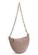 CHLOÉ
Half-Moon Shoulder Bag